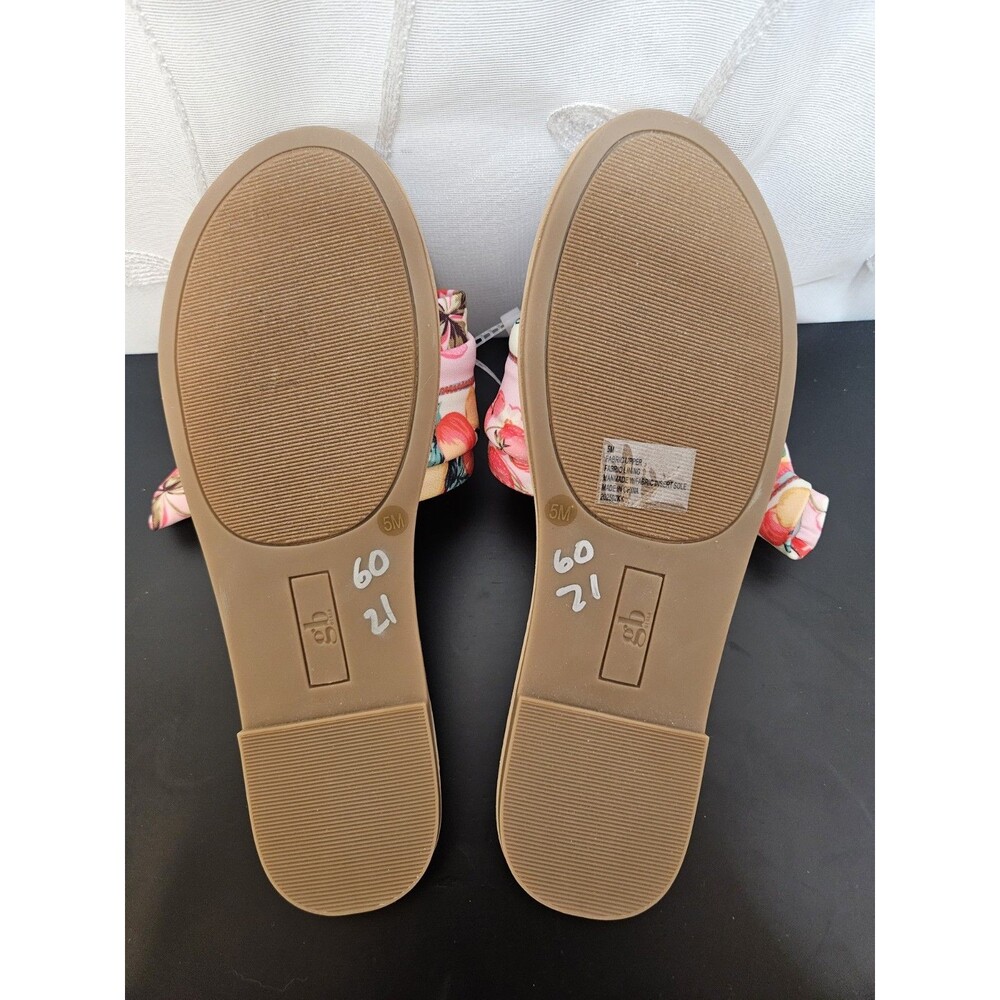 GB Girls 5M Flat Sandals NWT Mixed Fruit Boho Summer Vacation Resort Wear Buckle - Picture 10 of 15